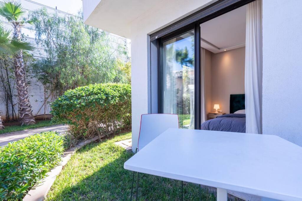 The Cozy Jewel - Ain Diab, *